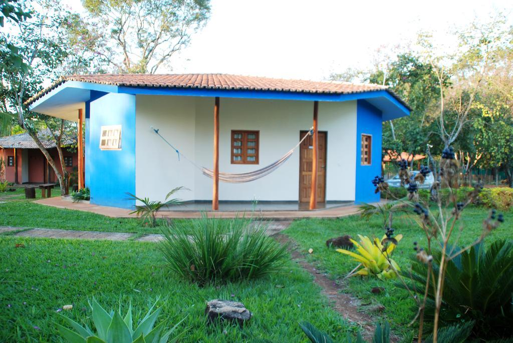 Pousada Recanto Do Cerrado Neropolis Exterior photo